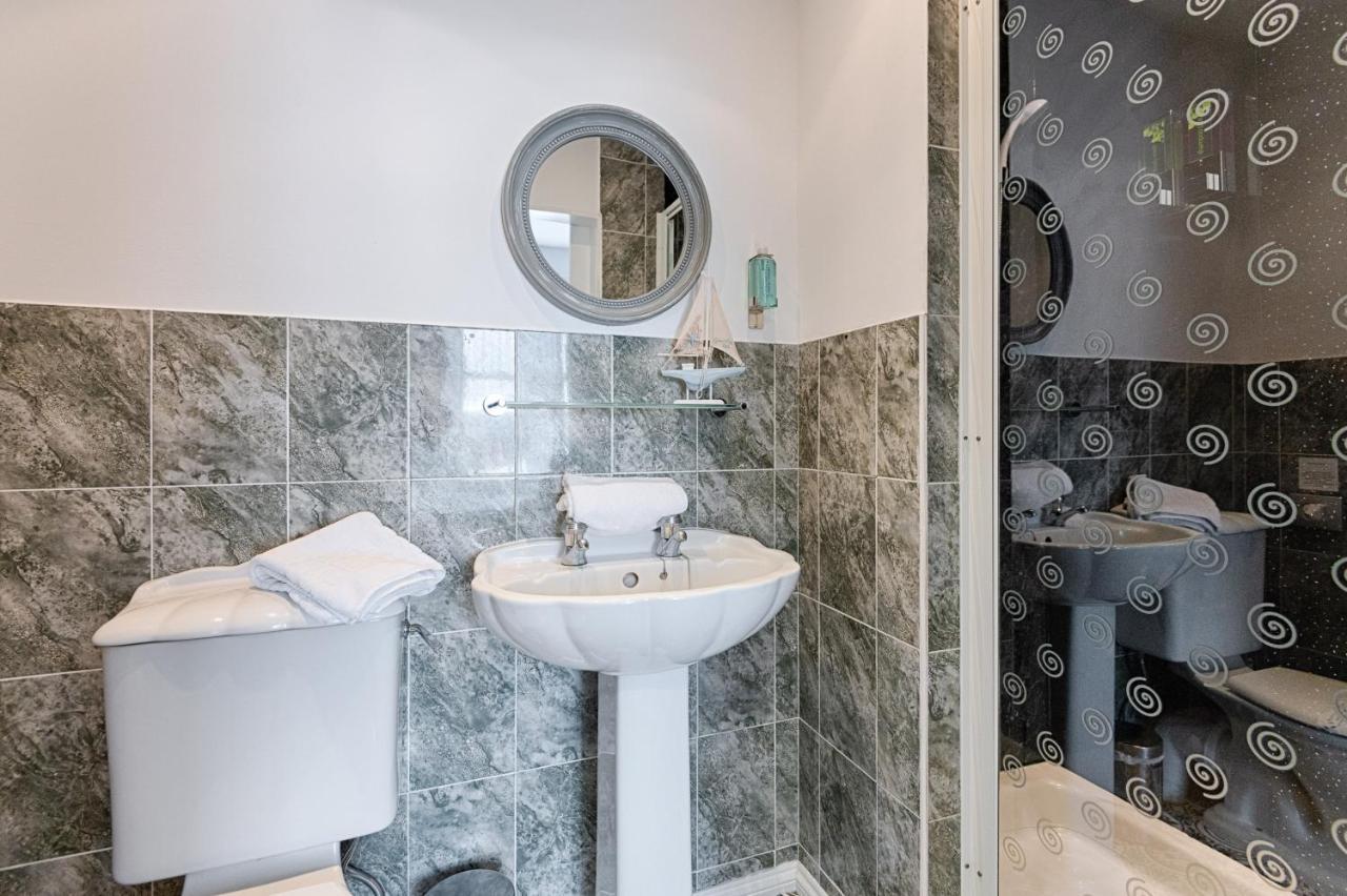 Alexandra House Apartment Swansea